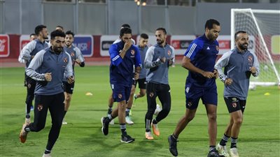 الأهلي يواصل تدريباته استعدادا لمواجهة سموحة في الدوري (صور)