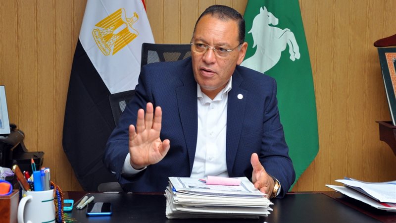 الدكتور ممدوح غراب