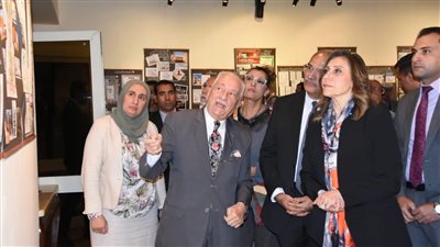 وزيرة الثقافة تفتتح معرض العمارة الشعبية بالهناجر (صور)