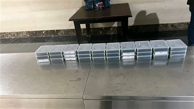 جمارك مطار أسيوط تحبط تهريب أجهزة اختبار والقياس المحمولة