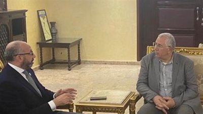  حسام المندوه ينهي أزمة الحجز على الزمالك من هيئة المشروعات والتعمير