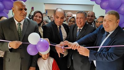 وكيل وزارة التربية والتعليم بالبحيرة يفتتح مركز الموهوبين بحوش عيسى