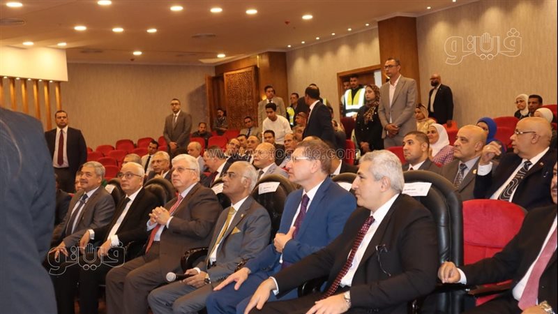 رئيس جامعة المنيا