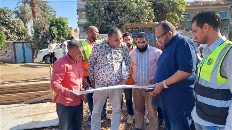 رئيس مياه سوهاج يتفقد