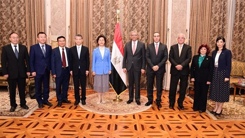 لقاء رئيس لجنة السياحة
