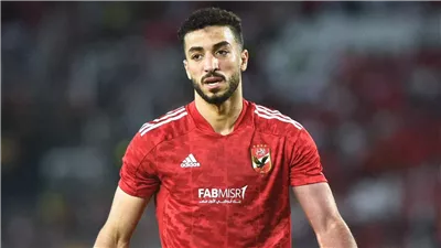 مفاجأة في موقف الأهلي من تجديد عقد محمد عبد المنعم