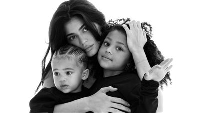 كايلي جينر: أمي راهنت على فشل علامتي التجارية