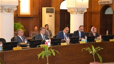 مجلس جامعة الإسكندرية يحث المجتمع الأكاديمي على المشاركة فـى الانتخابات الرئاسية 