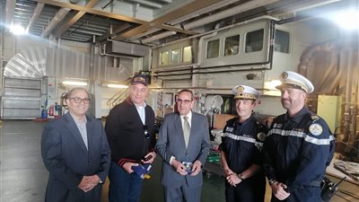 محافظ شمال سيناء: السفينة الفرنسية تستقبل 9 جرحى فلسطينيين