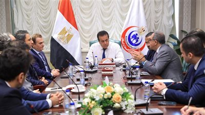 وزير الصحة يكشف آخر تطورات إنشاء مصنع السرنجات ذاتية التلف