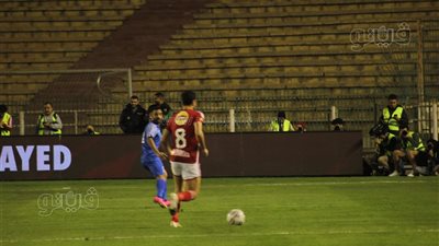 الأهلي يفشل في اختراق دفاع سموحة ويكتفي بالتعادل السلبي في الشوط الأول (صور)