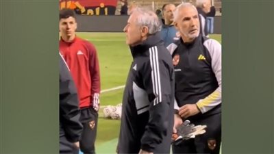 مختار مختار لـ كولر بعد لقطة مباراة سموحة: اسكت وما تردش على الجمهور 