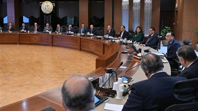 مدبولي لرؤساء اللجان النوعية بمجلس النواب: نسبة البطالة لا تتجاوز الـ7% رغم التحديات 