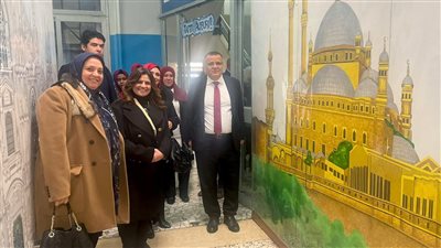 وزيرة الهجرة تتفقد مدرسة نجيب محفوظ في ميلانو الإيطالية