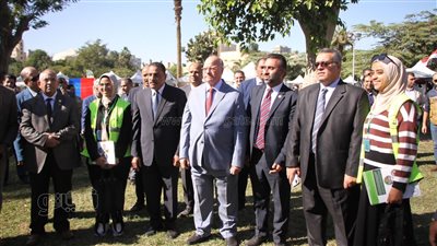 محافظ القاهرة يفتتح مهرجان الزيتون بالزمالك (صور) 