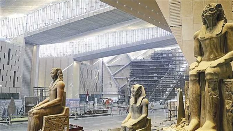 الدرج العظيم بالمتحف