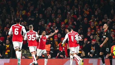 دوري أبطال أوروبا، أرسنال يتعادل أمام آيندهوفن بمشاركة النني 