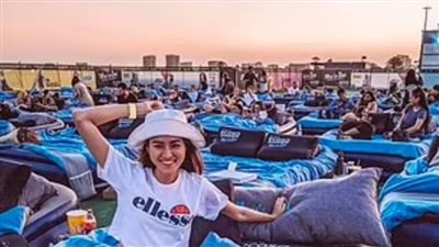 لسكان سيدني، سينما صيفية بـ 150 سريرا وأكبر شاشة في أستراليا