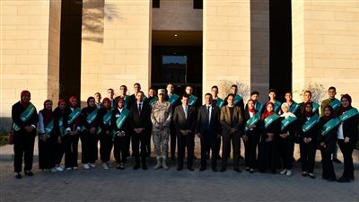 أشرف صبحي يستقبل طلاب جامعة المنوفية خلال زيارته لمدينة المعرفة 