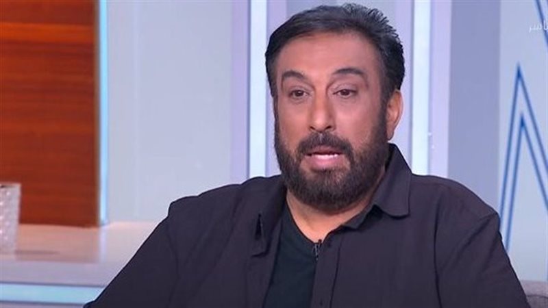 حسام حسني، فيتو 