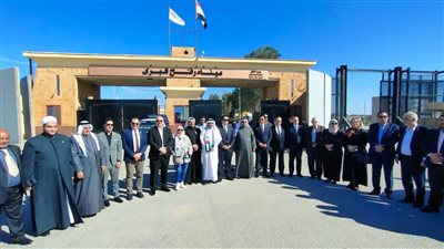 رئيس البرلمان العربي يزور معبر رفح البري