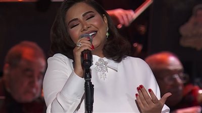 إطلالة ملائكية لـ شيرين بحفل روائع السنباطي، وتفاعل جماهيري كبير (فيديو وصور)