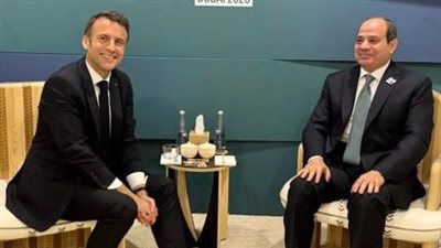 قمة مصرية فرنسية في دبي، السيسي وماكرون يبحثان تطورات التصعيد في غزة