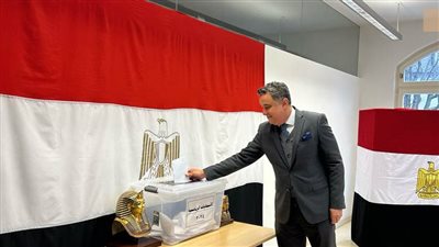 أبناء الجالية المصرية بالنمسا يدلون بأصواتهم في انتخابات الرئاسة المصرية 2024 (صور)