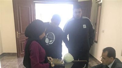 الشباب والفتيات في المقدمة، المصريون يواصلون الإدلاء بأصواتهم في الانتخابات الرئاسية في الأردن