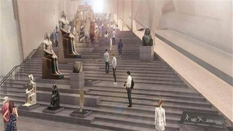 الدرج العظيم بالمتحف