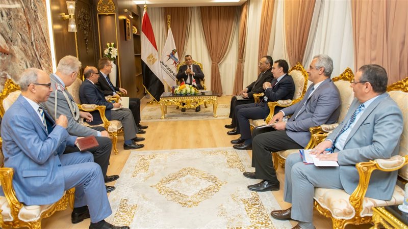 وزارة الإنتاج الحربي،