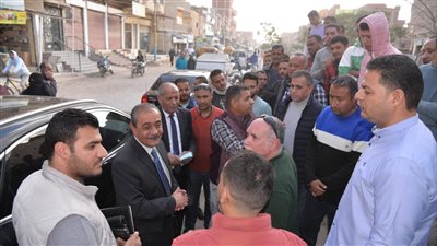 محافظ الإسماعيلية يوجه بمشاركة شباب التل الكبير في أعمال التجميل والتطوير (صور) 