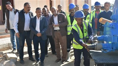 اصطفاف لمعدات شركة مياه الأقصر للتعامل السريع مع مواجهة الأزمات