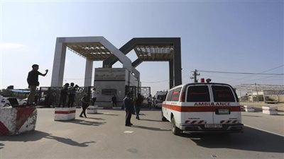 وصول نحو 27 مصابا من غزة إلى معبر رفح لتلقي العلاج في مصر
