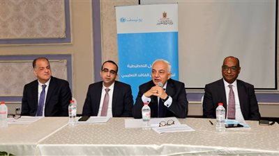 تنبيه عاجل من وزير التعليم لمديري المديريات والإدارات التعليمية 