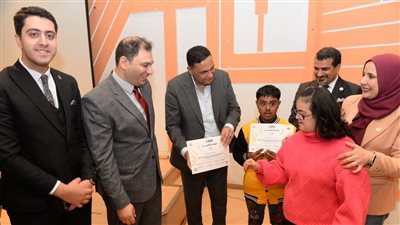 محافظ الدقهلية يشارك في احتفالية أمانة المراكز الطبية المتخصصة بذوي الهمم 