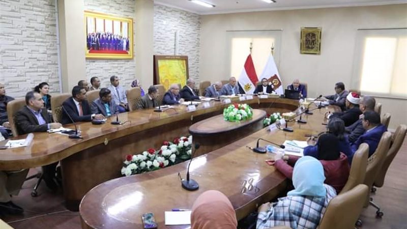 محافظ الوادي الجديد