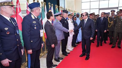 11 صورة ترصد افتتاح المعرض الدولي الثالث للصناعات الدفاعية والعسكرية 