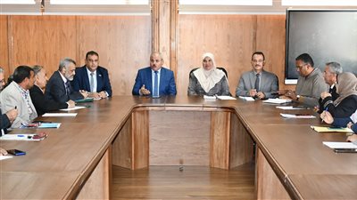 رئيس جامعة القناة: المشاركة في الانتخابات الرئاسية واجب وطني والاختيار حق لكل مواطن 