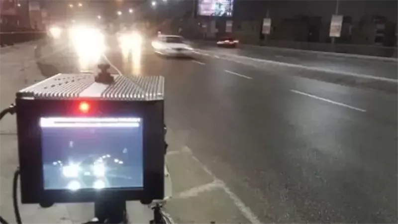 رادار المرور يلتقط