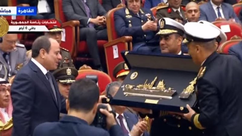 قائد القوات البحرية