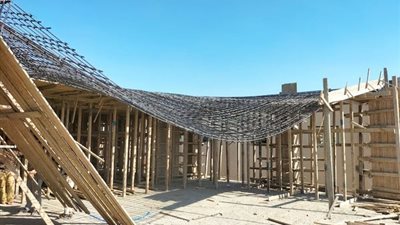 إزالة مخالفات بناء فى حملة بالشروق 