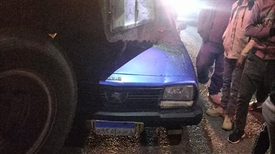 إصابة شخص في حادث تصادم ملاكي مع سيارة نقل ثقيل بالإسماعيلية (صور)