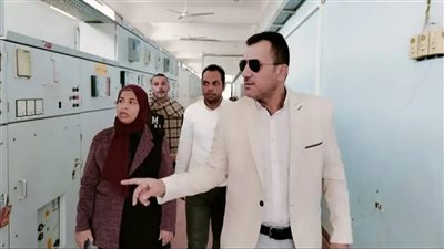 رئيس جهاز مدينة طيبة الجديدة بالأقصر يتفقد محطة محولات الكهرباء