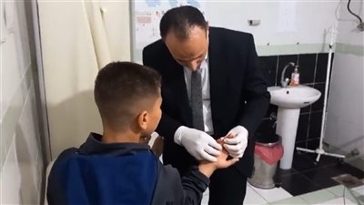 جولة تفقدية لوكيل صحة البحيرة لمتابعة تجهيزات المقار الانتخابية بالدلنجات (صور)