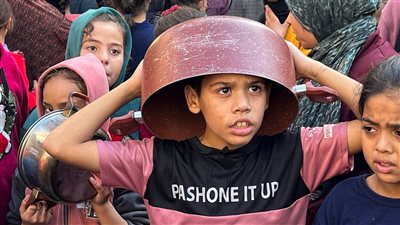 الفصائل الفلسطينية تصر على رفض التهجير إلى سيناء وتوجه نداء لمصر