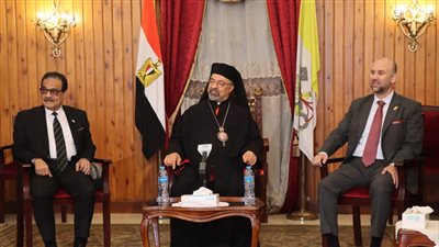 تفاصيل زيارة فريد زهران إلى بطريرك الأقباط الكاثوليك 
