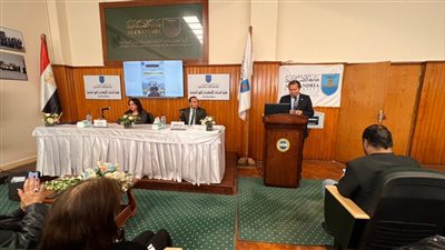 حلقة نقاشية بكلية العلوم السياسية جامعة الإسكندرية 