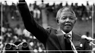 أمريكا عاملت مانديلا كإرهابي وساهمت في اعتقاله ورفضت منحه تأشيرة، ثم وصفته بـ 