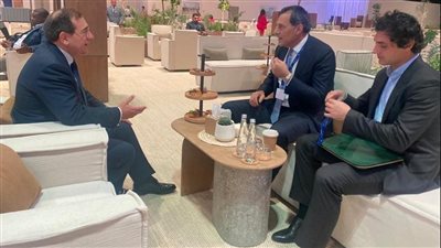 وزير البترول يجري مباحثات ثنائية مع رئيس شركة إنرجين العالمية حول أعمالها بمنطقة البحر المتوسط